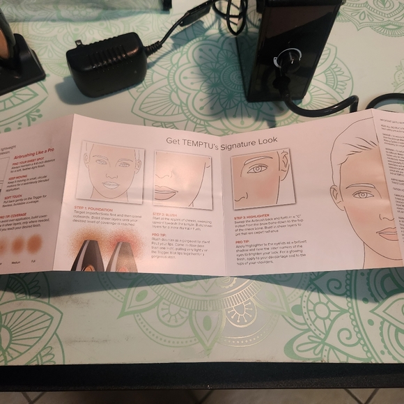 Temptu Airbrush Pro Makeup System 2.0 - Picture 5 of 12